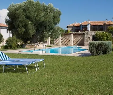 Michaela Shared Pool Villa, Willa *