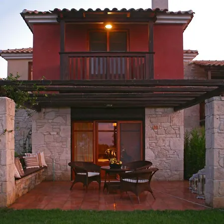 Michaela Shared Pool Villa, Willa Afytos
